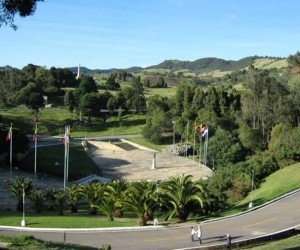 Boyacá Bridge. Source: Panoramio.com by CARLOS JULIO MENDEZ